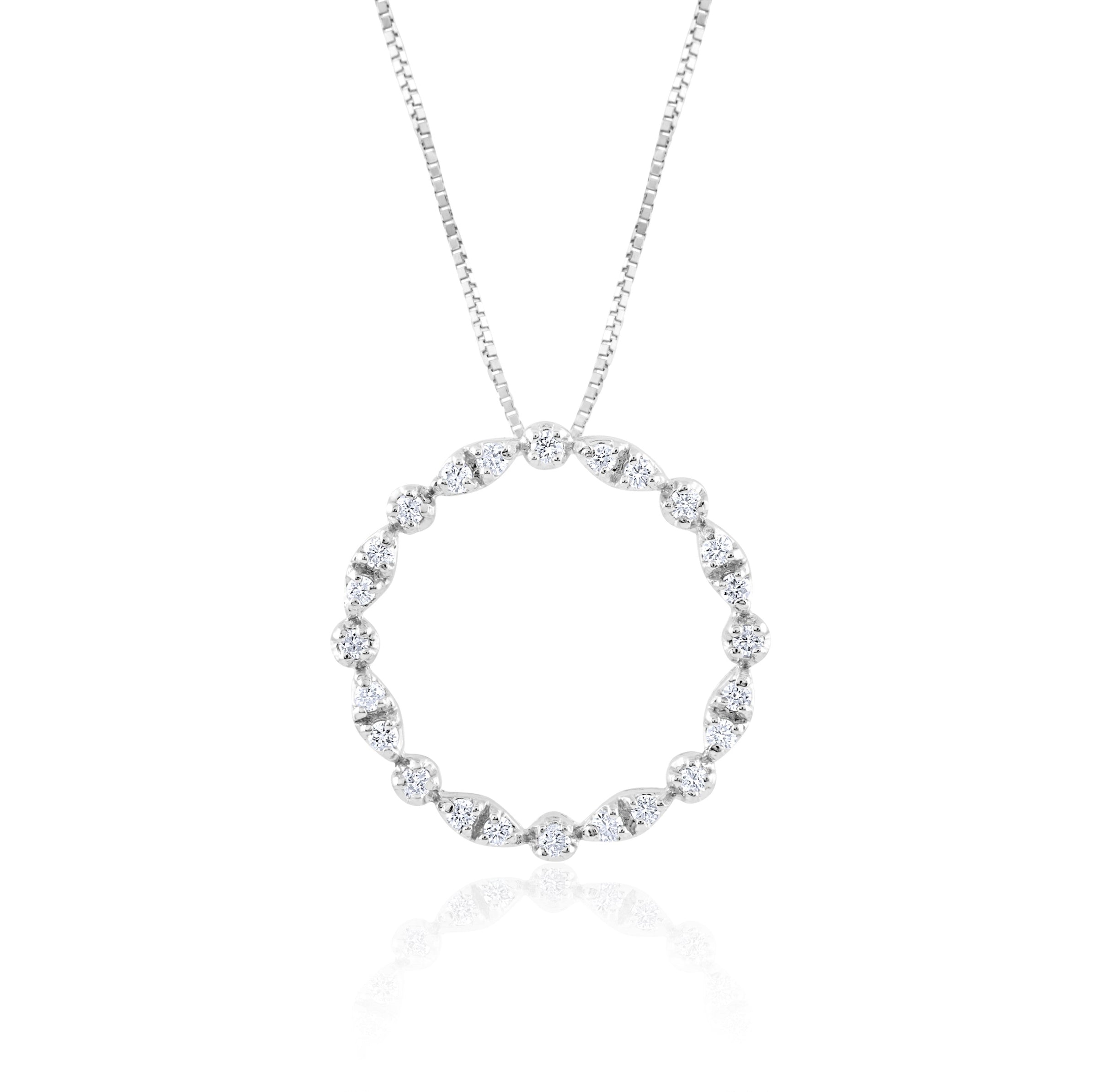 Necklaces & Pendants