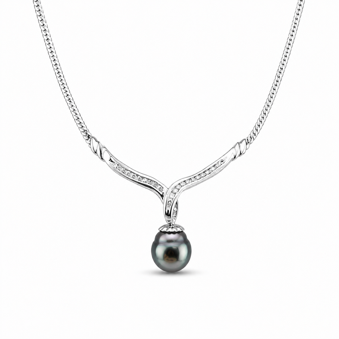 14K White Gold Diamond & Black Pearl Necklace ~ 1/3 Ct