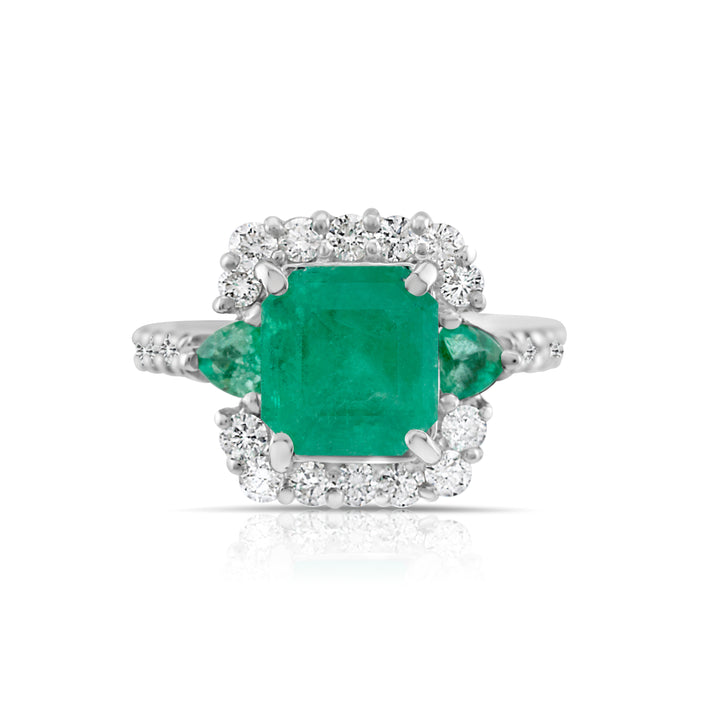 14K White Gold Diamond & Emerald Halo Statement Ring ~ 4 ¼ Ct