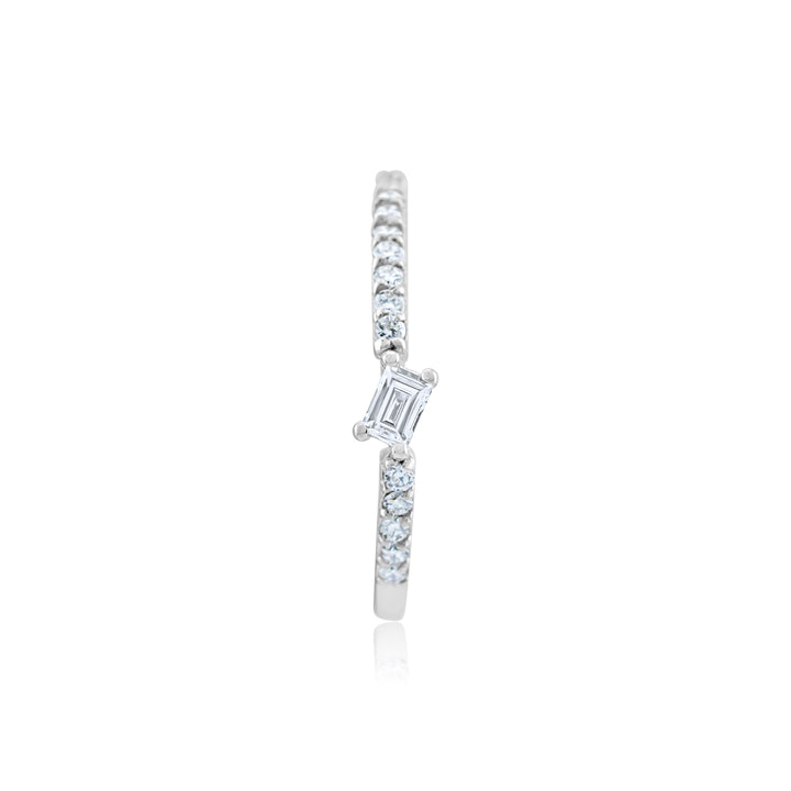 14K White Gold Diamond Band ~ ¼ Ct