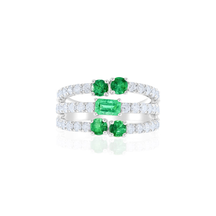 14K White Gold Emerald & Diamond Right Hand Ring 2 ½ Ct