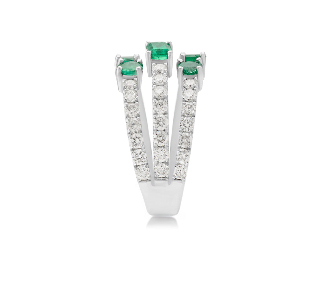 14K White Gold Emerald & Diamond Right Hand Ring 2 ½ Ct