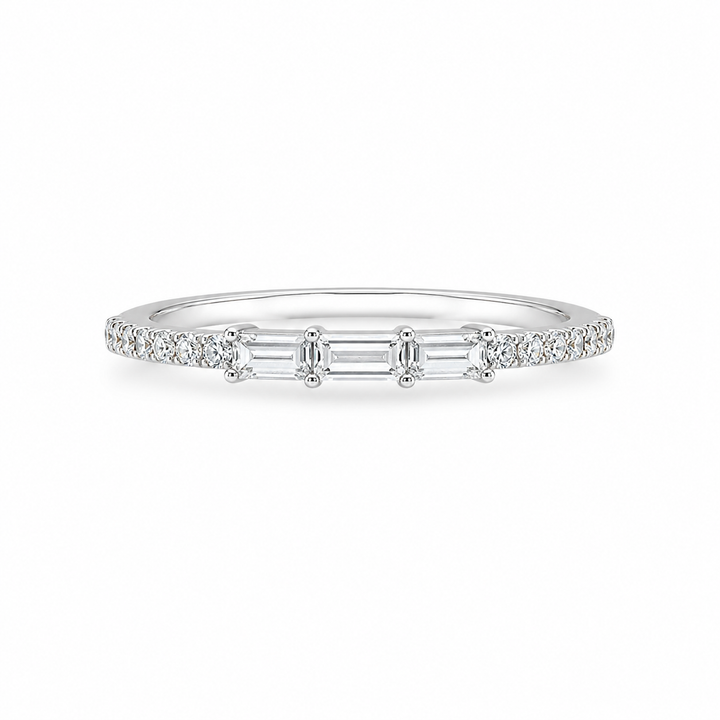18K White Gold Round and Baguette Cut Diamond Band ¼ Ct